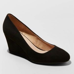 Merona Black Suede Wedge Pumps